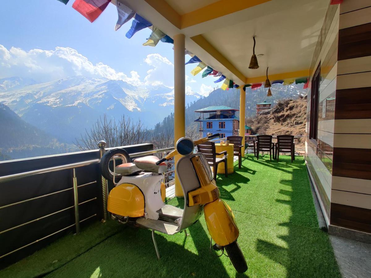 Nomads Hostel Tosh Exterior photo