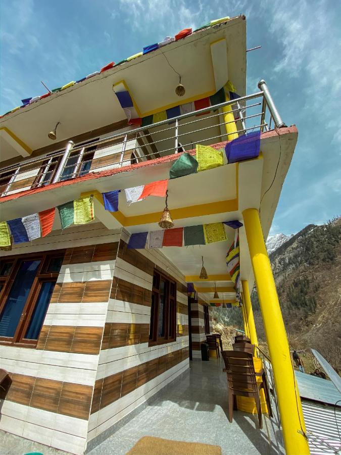 Nomads Hostel Tosh Exterior photo