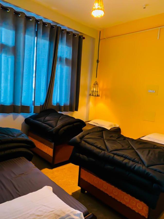 Nomads Hostel Tosh Exterior photo