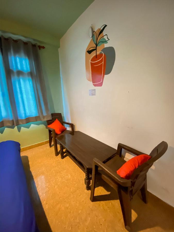 Nomads Hostel Tosh Exterior photo
