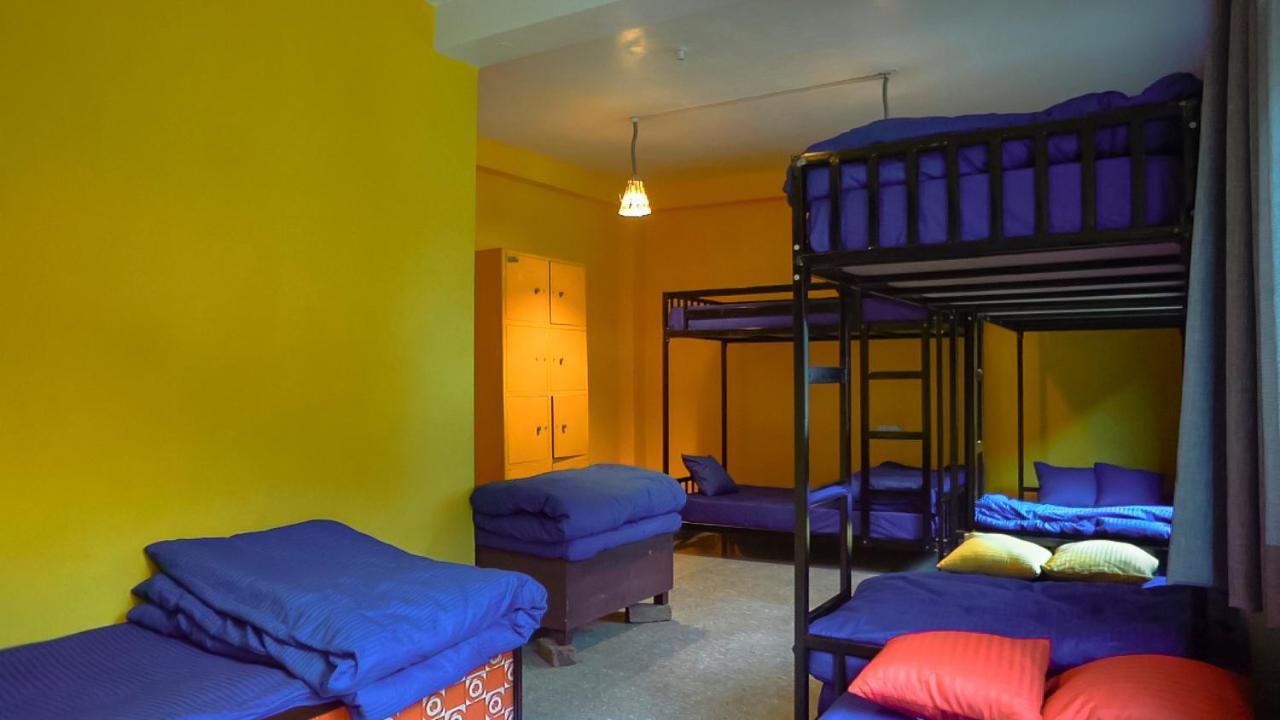 Nomads Hostel Tosh Exterior photo