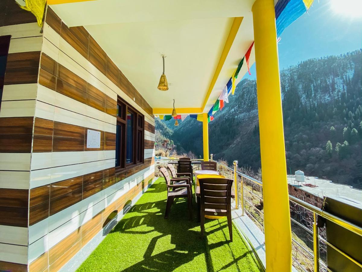 Nomads Hostel Tosh Exterior photo